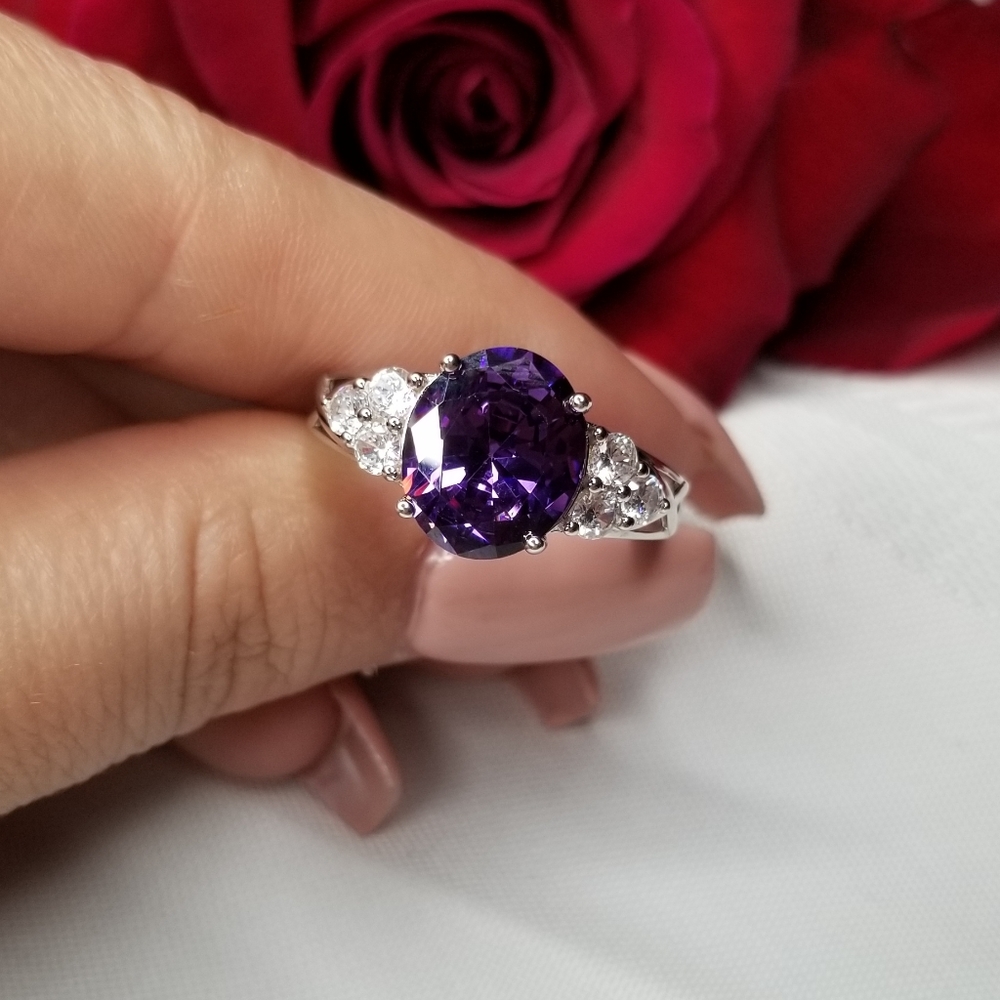 NEW Purple and White Lab Created 💎